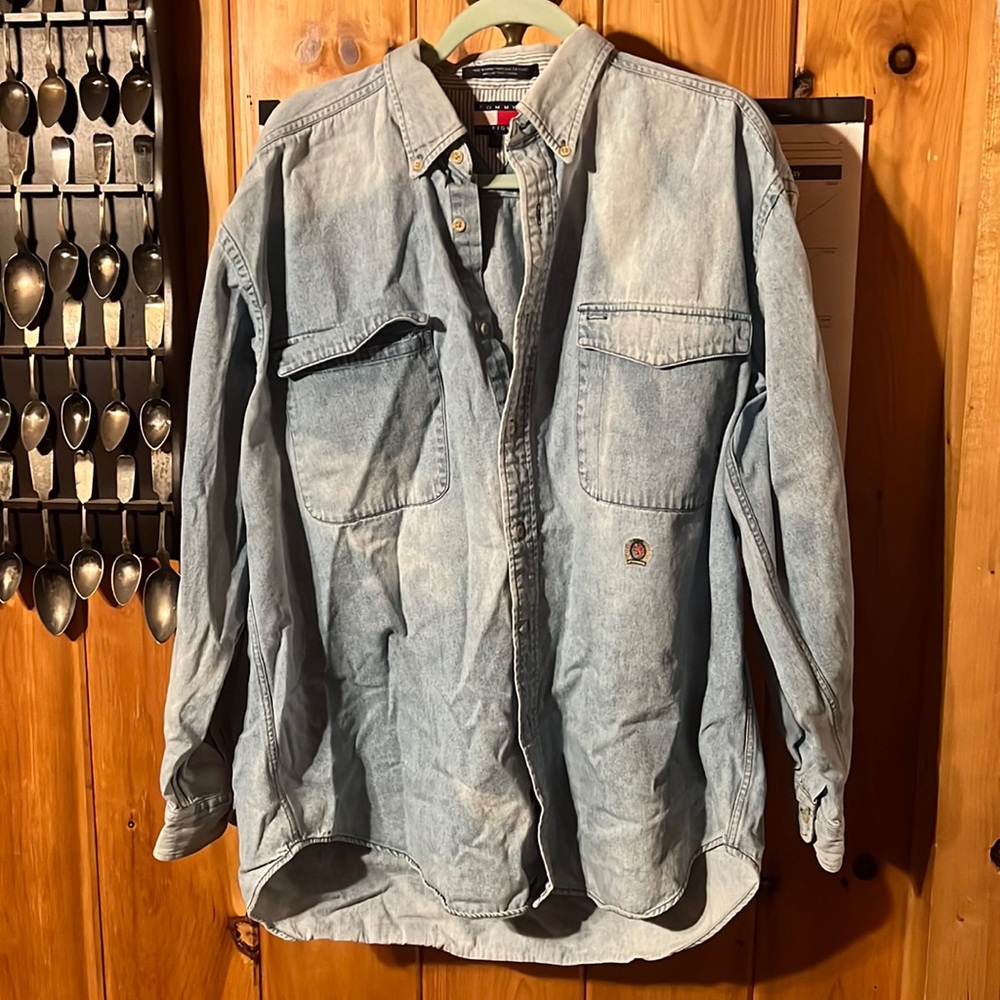 Tommy Hilfiger Light Wash Denim Jacket with Embroidery | Size: Large